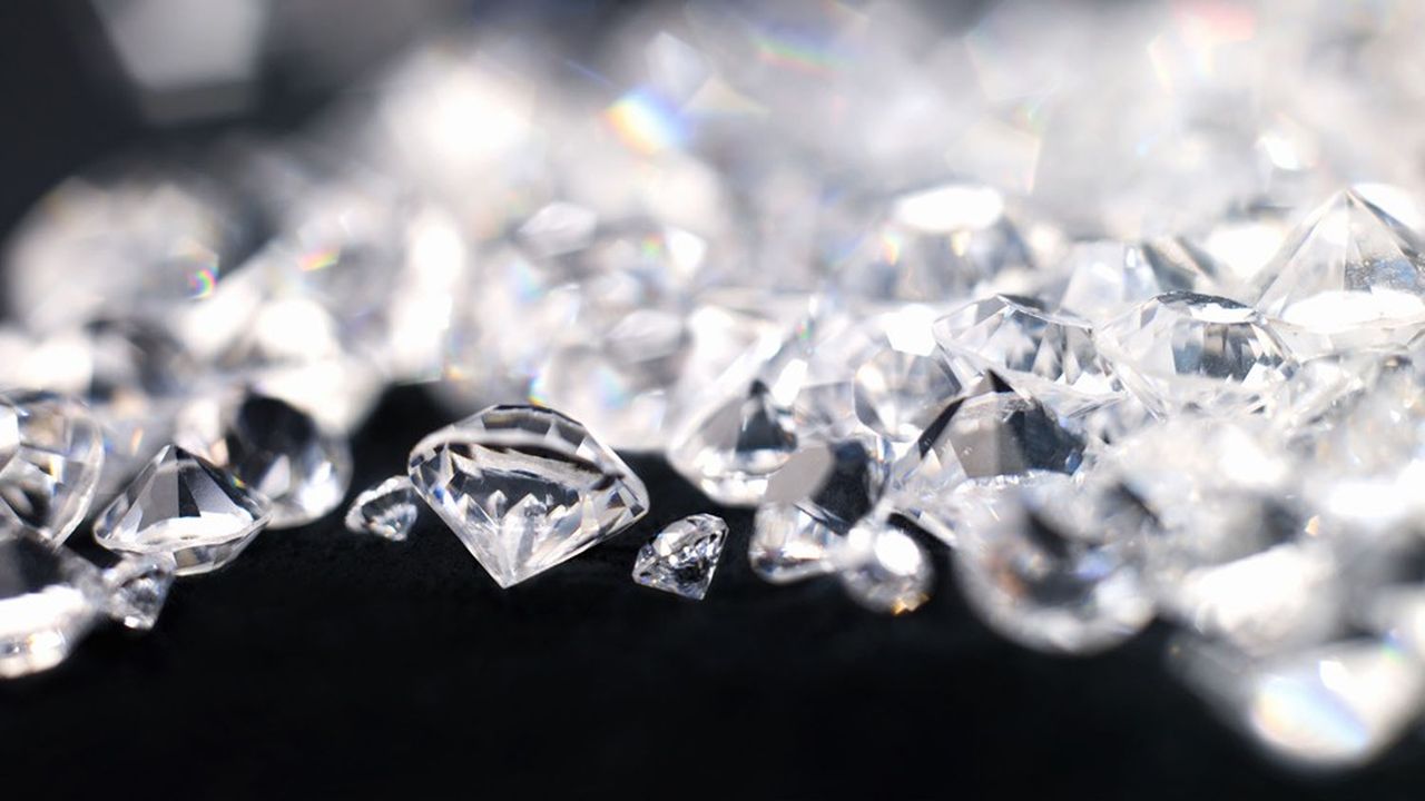 Le prix des diamants naturels a baissé de 25 % à 30 % depuis 2022.