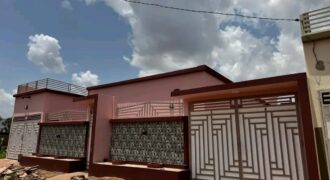 Vente villa non meublé à Siracoro Cité